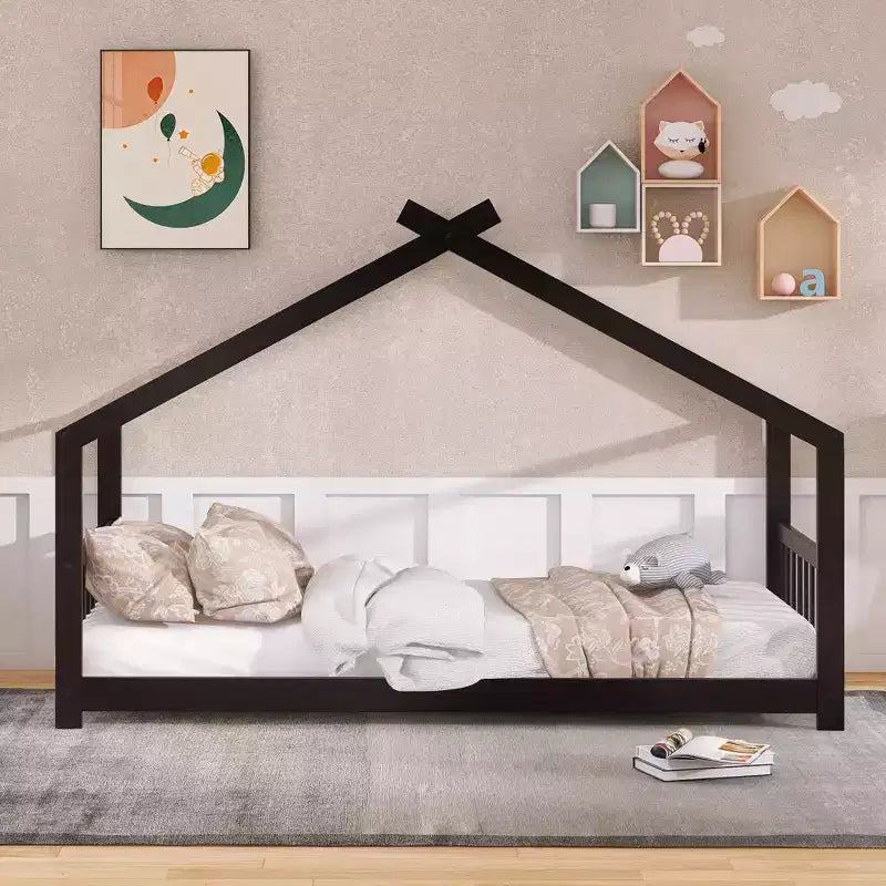 Twin Size House Bed Frame with Roof and Fence &ndash; Pine Wood, No Box Spring Needed