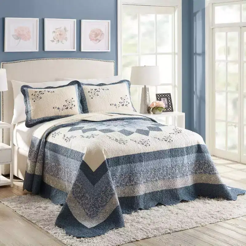 Charlotte Bedspread - Modern Heirloom
