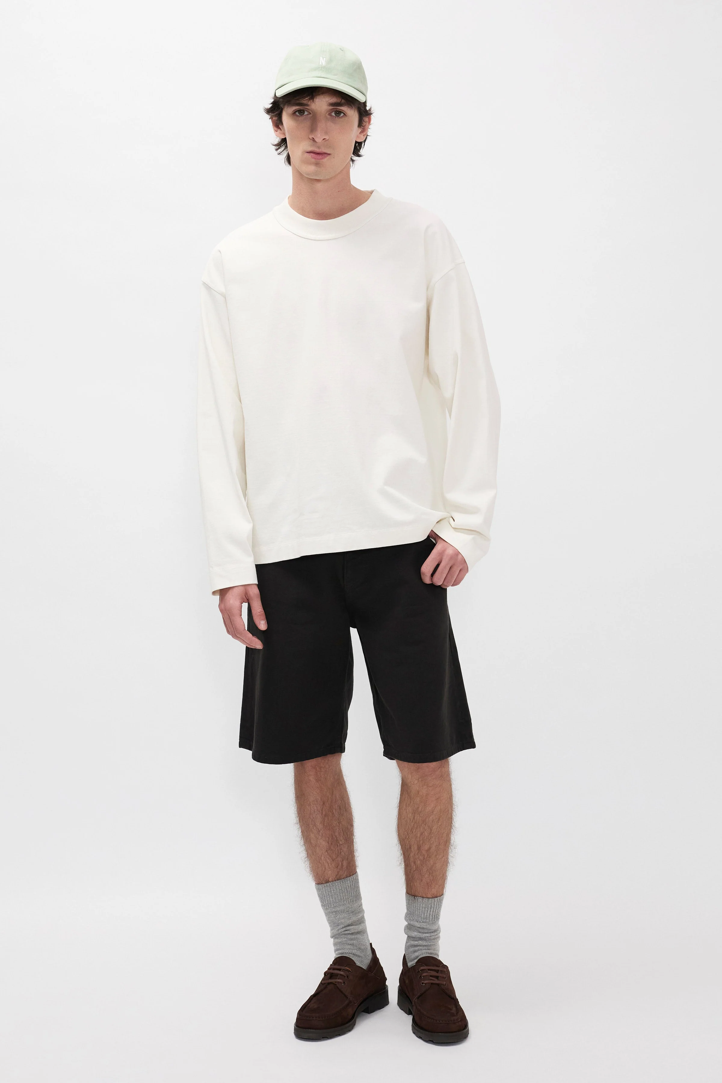 Compact Cotton LS T-shirt - A relaxed fitting longsleeve t-shirt cut - XS/S/M/L/XL/XXL