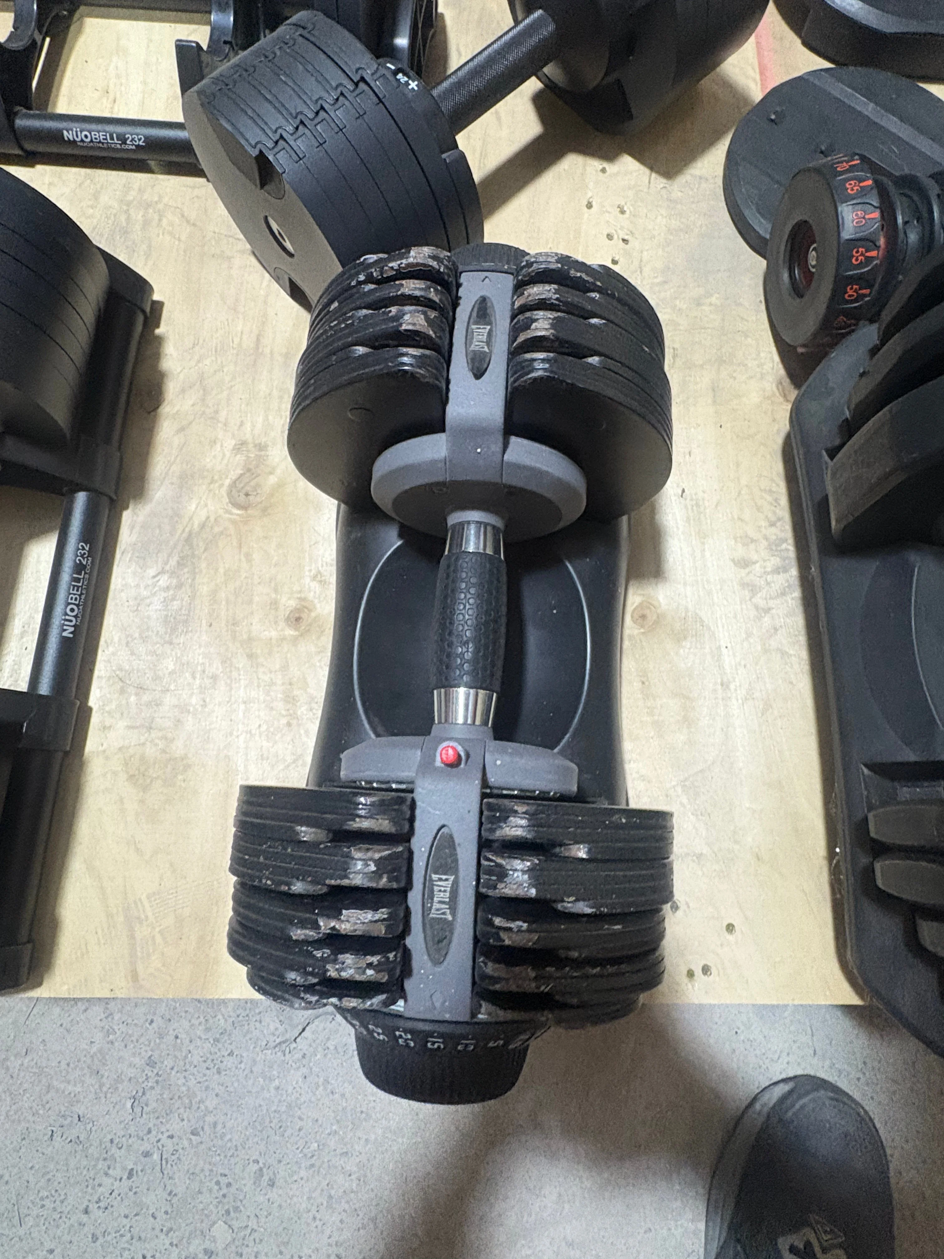 Single 5-32.5kg Adjustable Dumbbell
