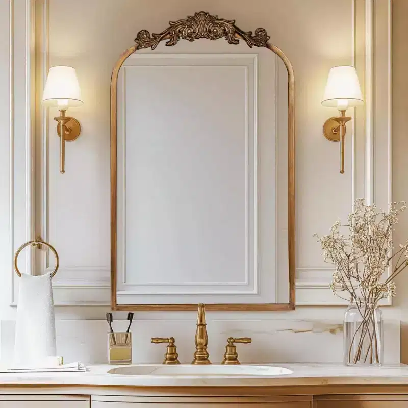Gold Vintage Wall Mirror with Ornate Baroque Frame - Arched Antique Design for Elegant Decoration