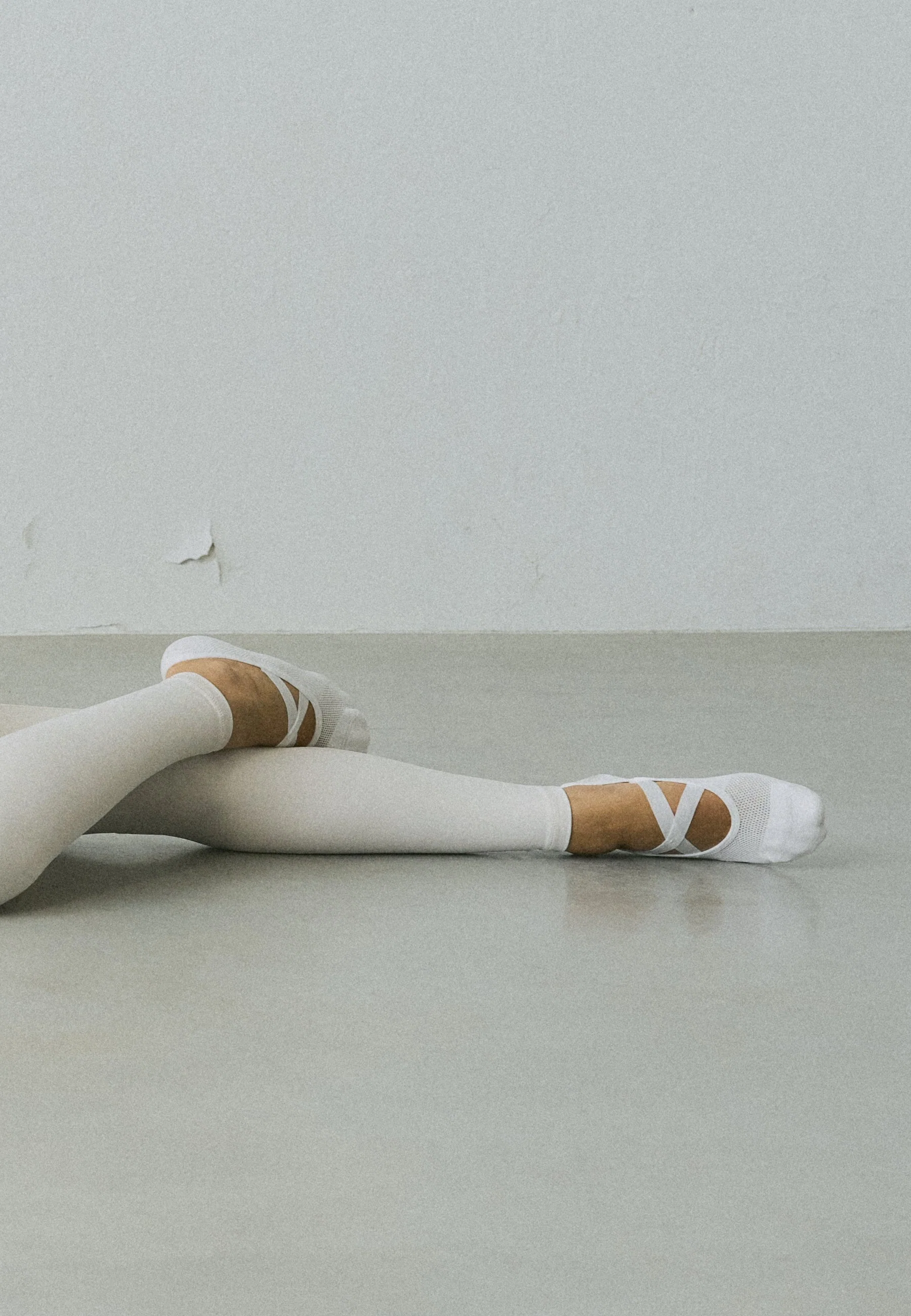 Pilates Grip Socks - Off White